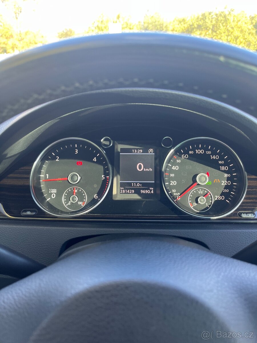 Volkswagen Passat CC - 8