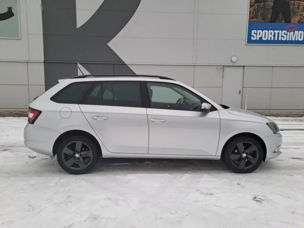 Škoda Fabia, 1.2TSI STYLE+ VELMI PĚKNÁ. - 8