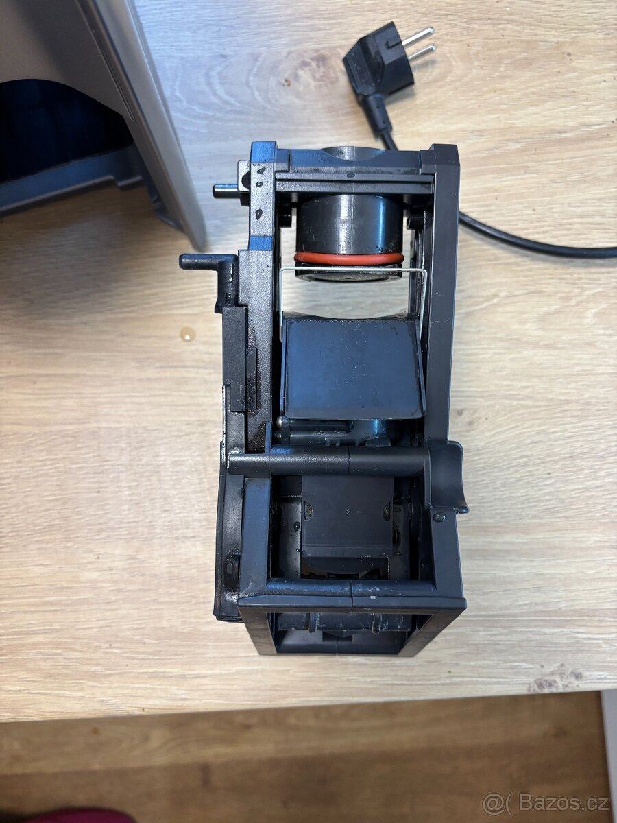 Automatický kávovar Siemens EQ.6 plus TE651319RW černý - 8