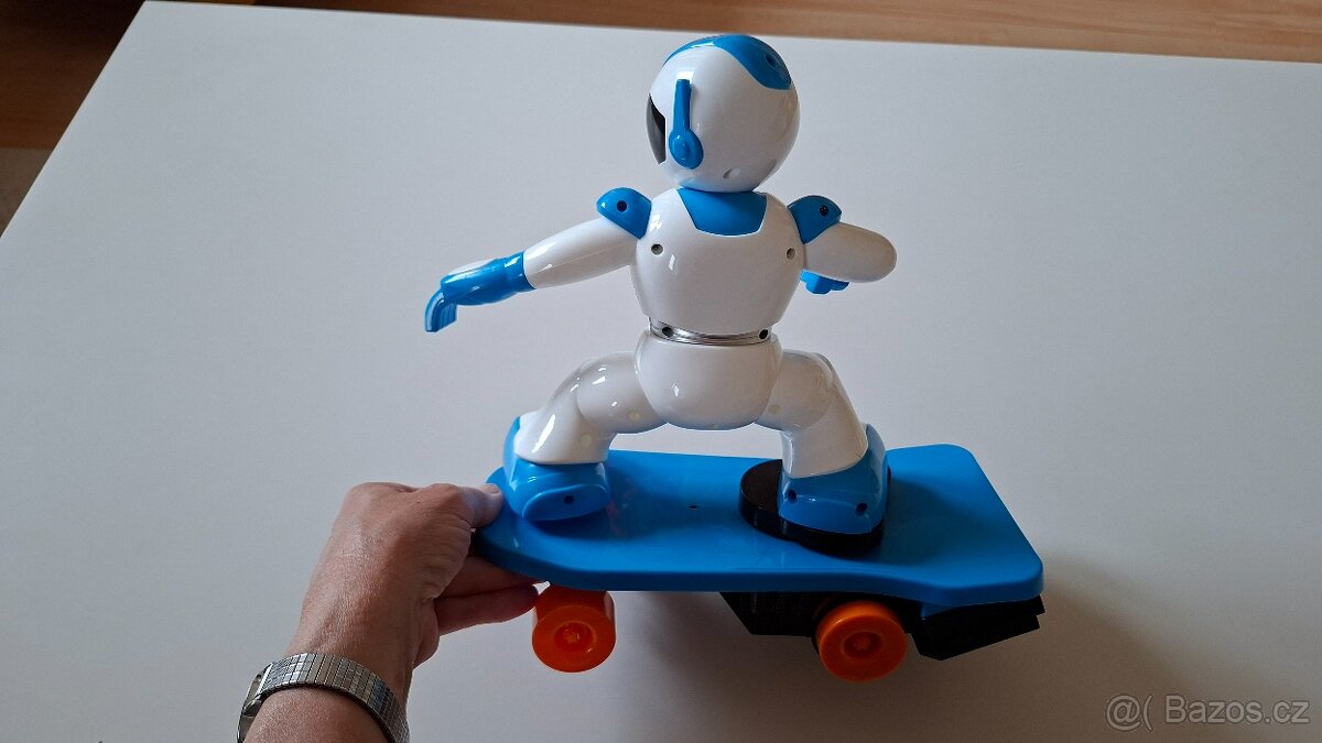 Robot na dálkové ovládání - 8