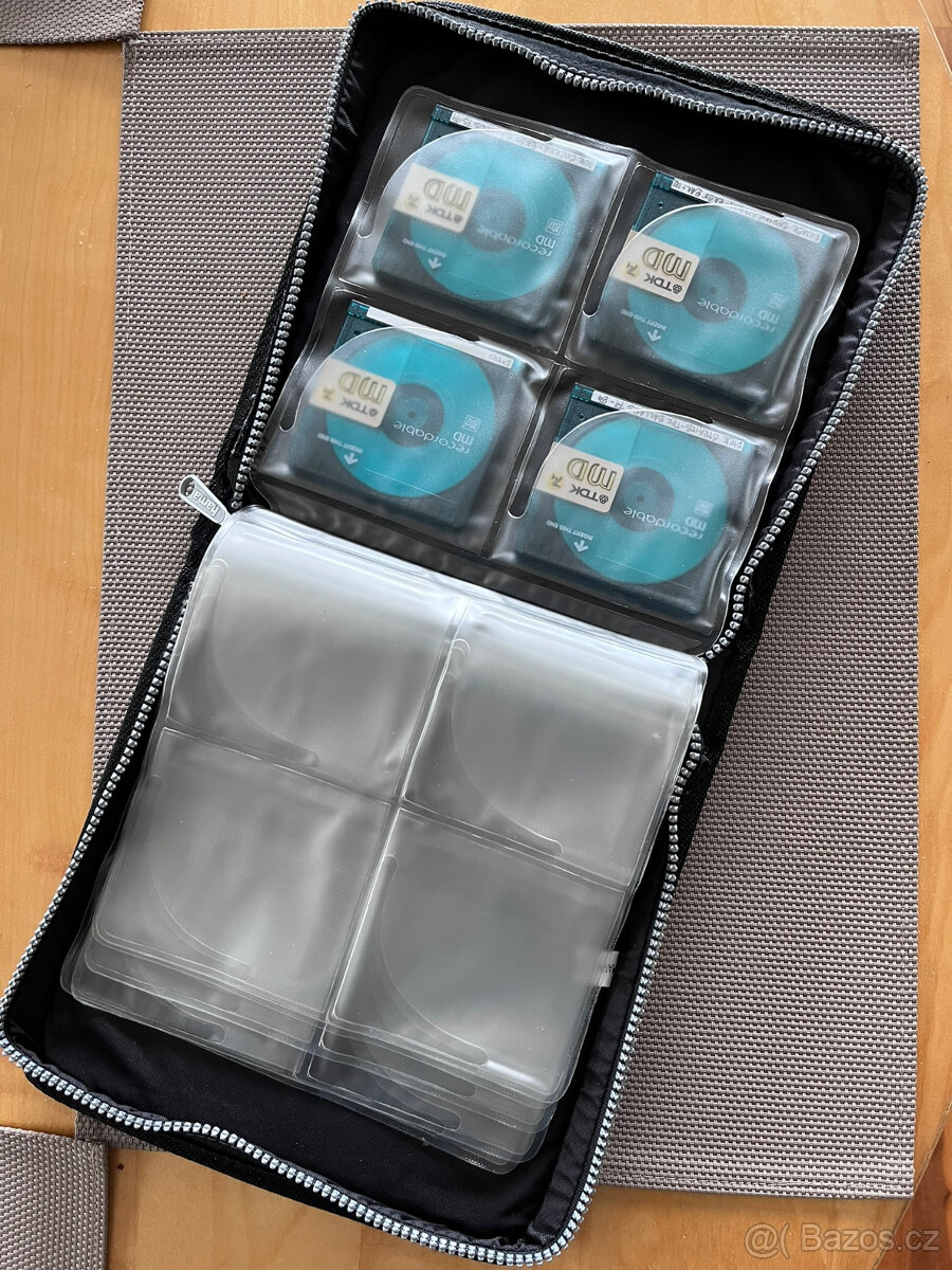 Komplet retro sada MiniDisc s příslušenstvím pro archivaci - 8