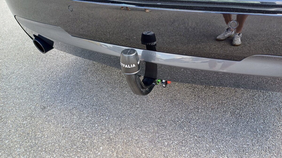 BMW 535d Mpaket-230kW-PANORAMA-TZ - 8