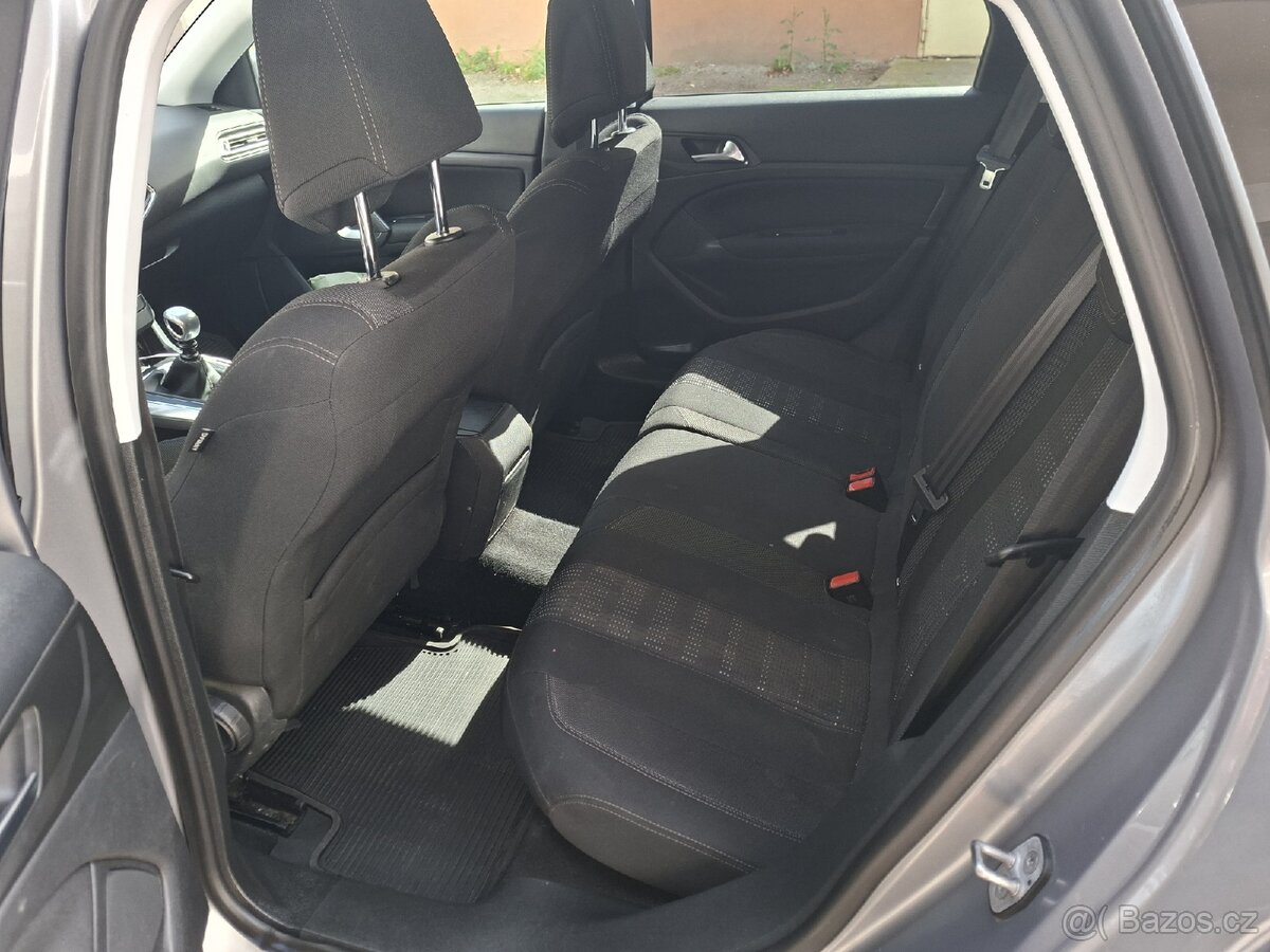 Peugeot 308 SW 1.6 BlueHDi, 6 st. manuál, Allure, 88kW - 8