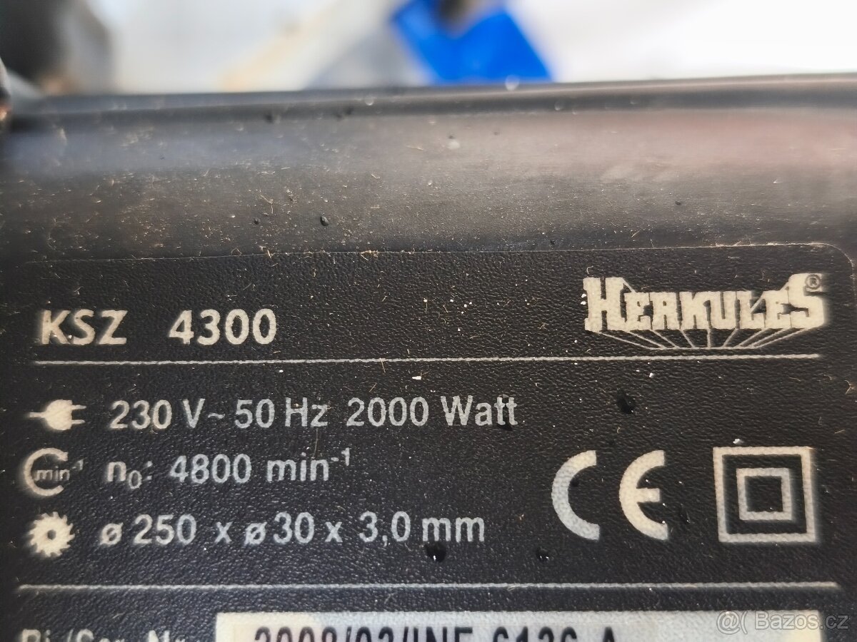 Prodám VELKOU NEPOUŽITOU pokosovou pilu s posuvem Herkules K - 8