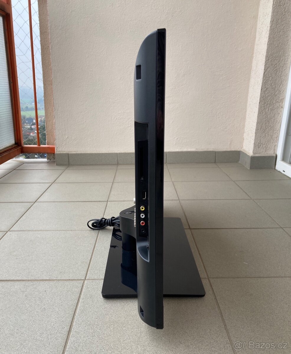 LCD televize SONY KDL-32EX310 - 8