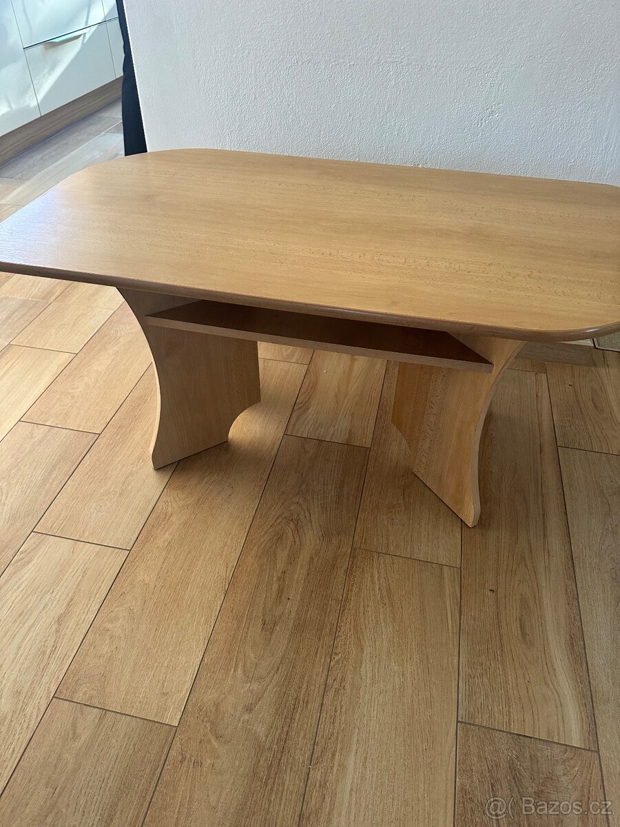 Konferenční stolek - 8