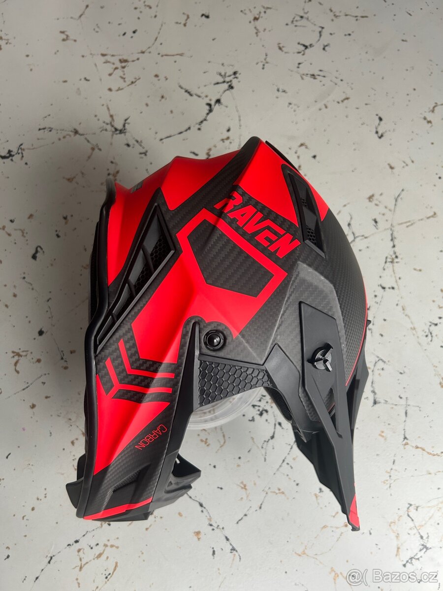 Přilba RAVEN - 8