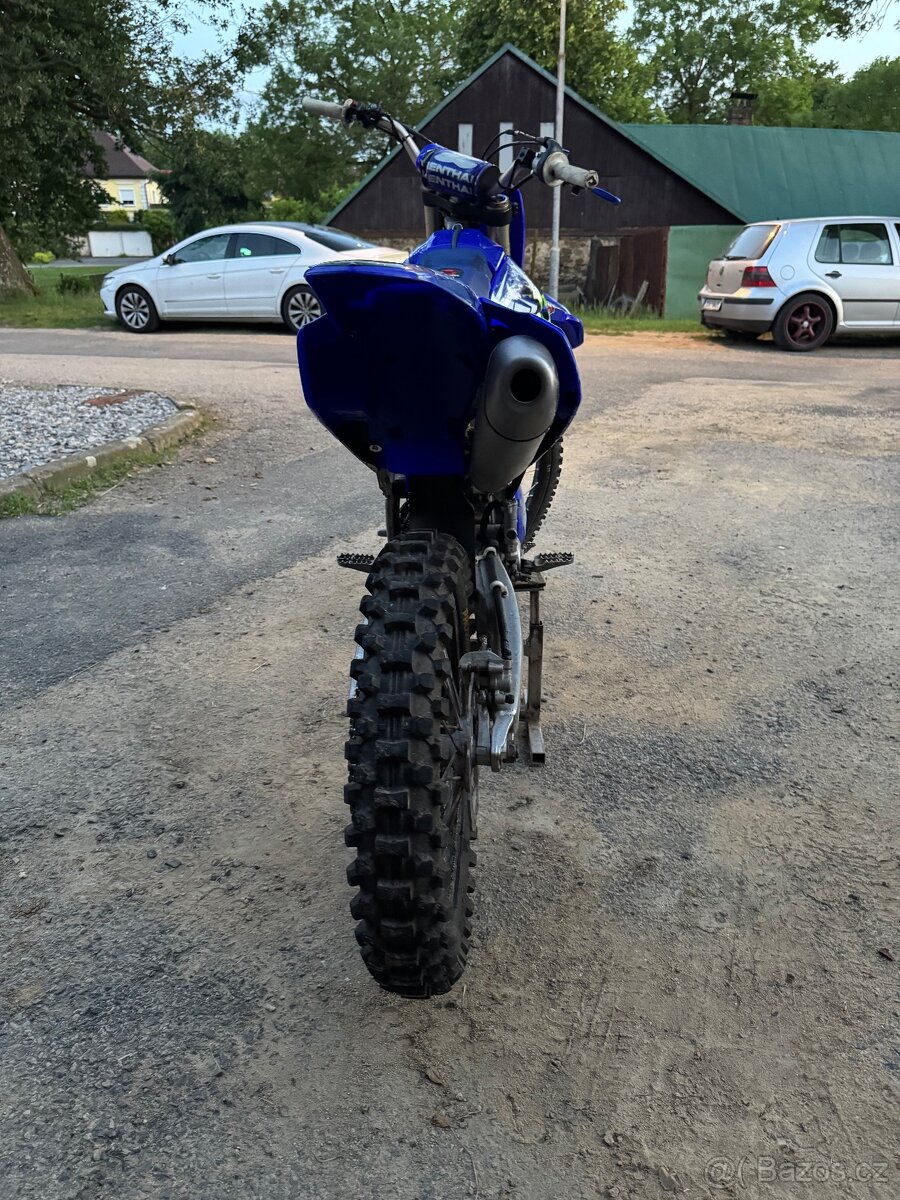 Yamaha yzf 250 - 8