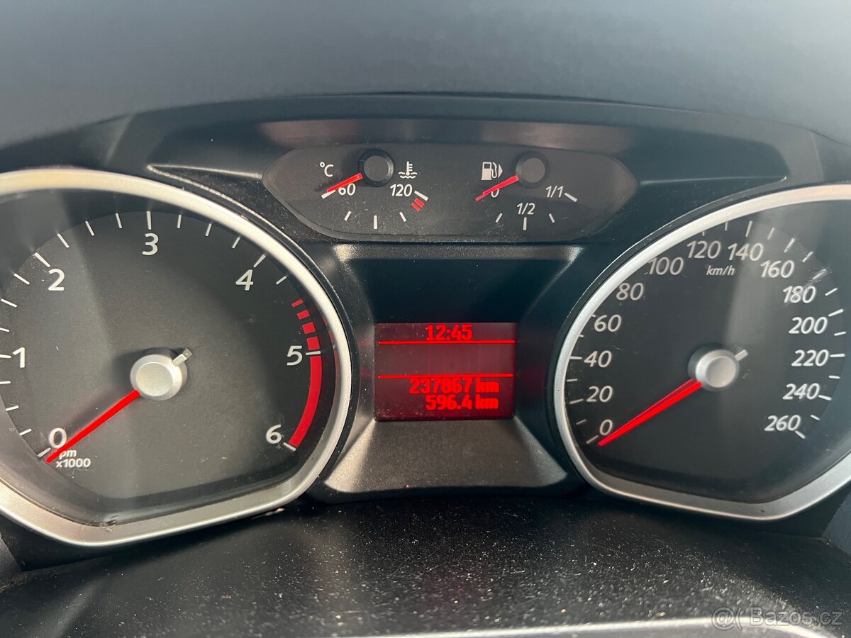 Ford Galaxy 1.8TDCI 92KW - 7 míst - 8