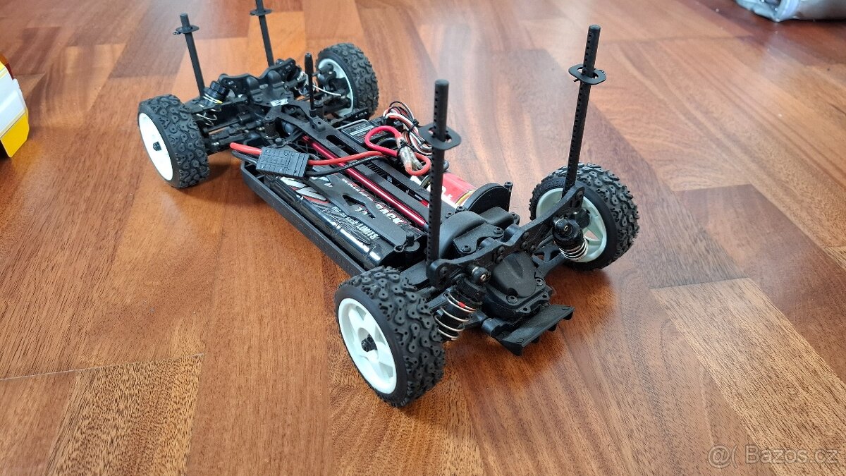 Rally Legends Audi Quattro Sport 19854WD2.4GHz RTR sada 1:10 - 8