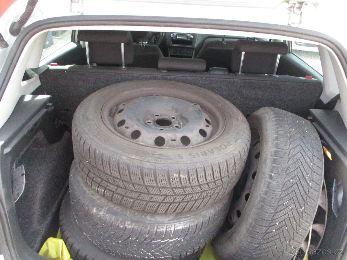 Volkswagen Polo 1.4i KLIMA - 8