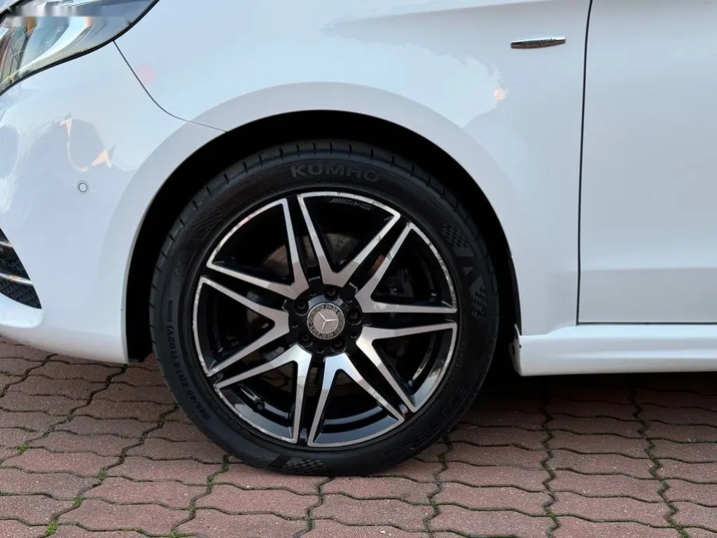 Mercedes-Benz Třídy V, Avantgarde AMG 250d 4MATIC - 8