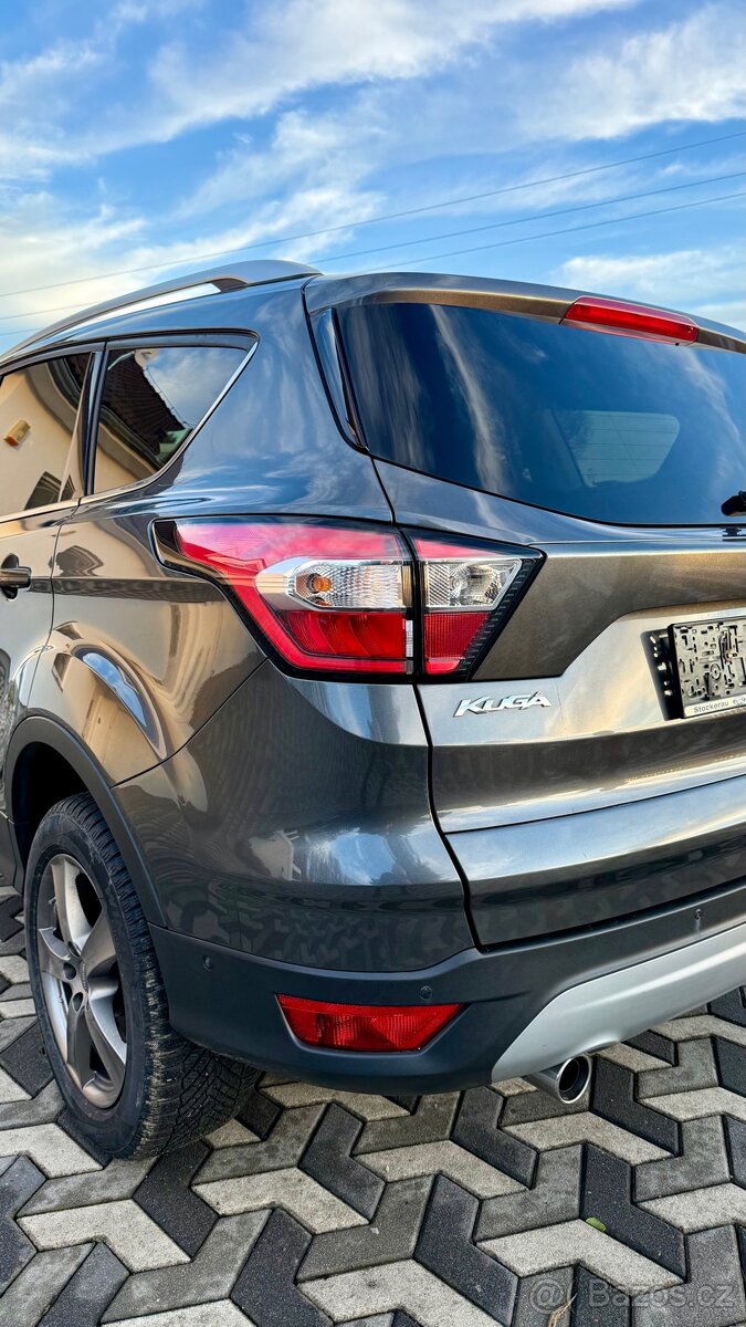 FORD KUGA 2.0Tdci 110kw. 4x4 - 8