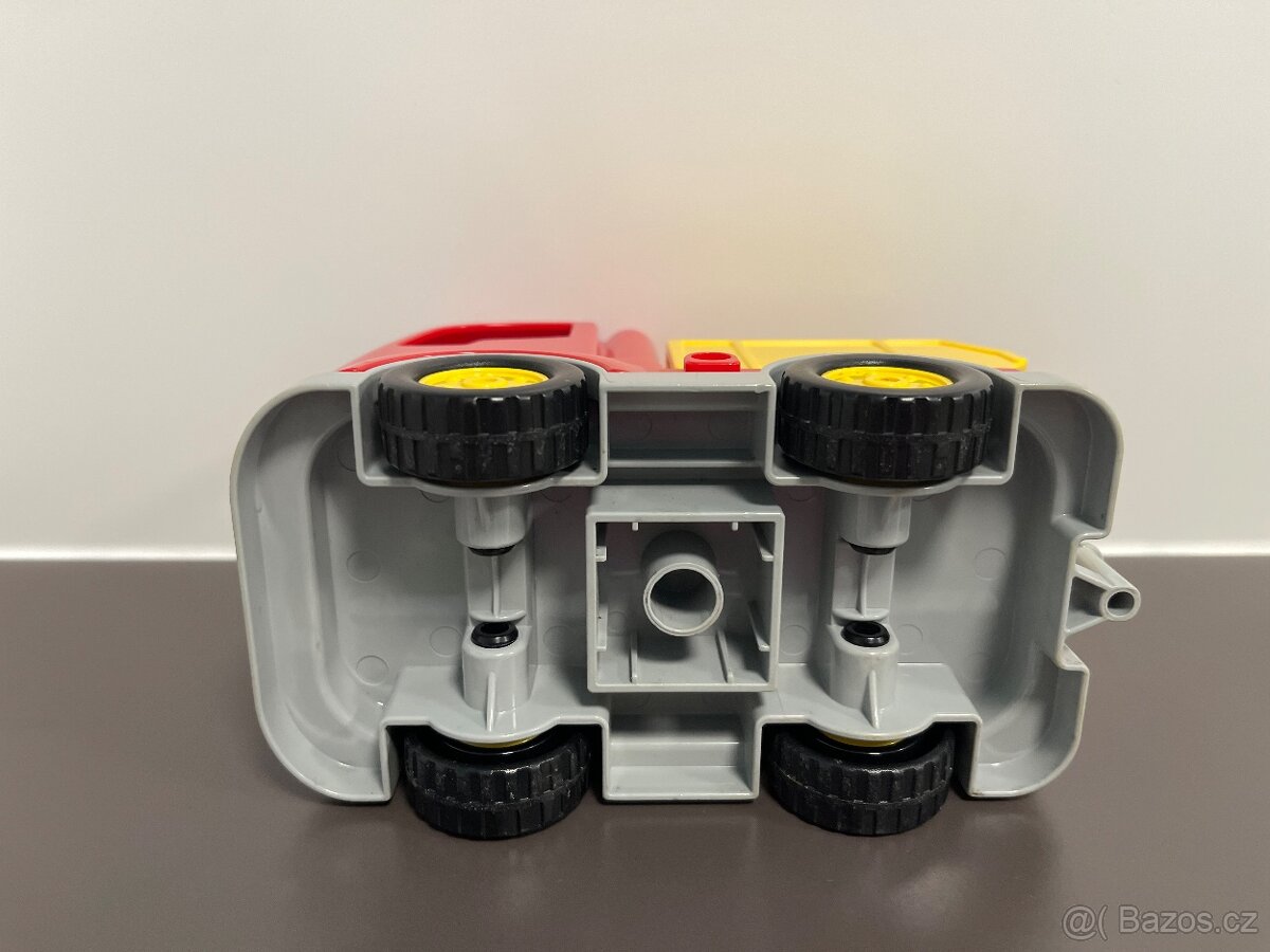 Lego Duplo červené auto - 8