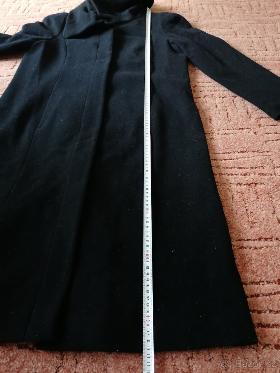 Dámský černý flaušový kabát vel. 38 - 8