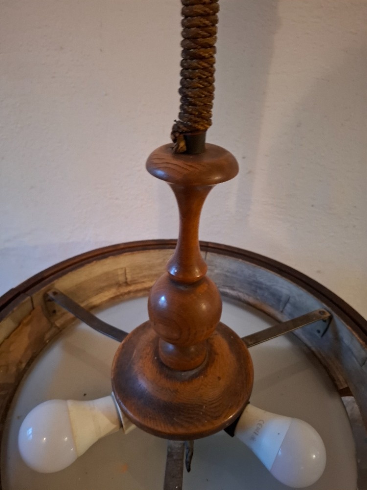 Dřevěný starožitný lustr - 8