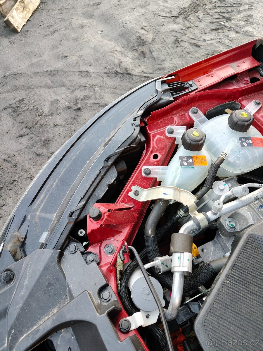 Nissan Qashqai hybrid Tekna - 8