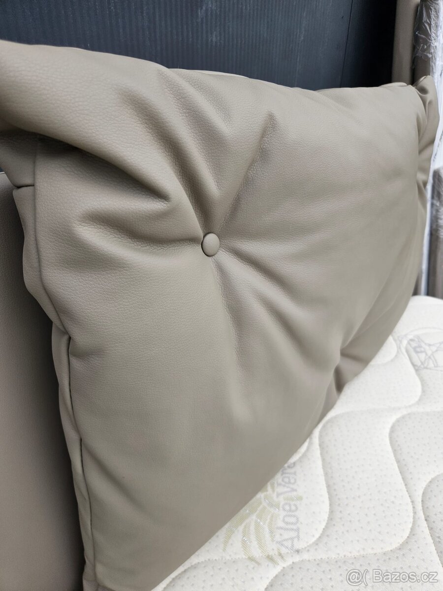 Gauč čalouněný, koženkový - 8