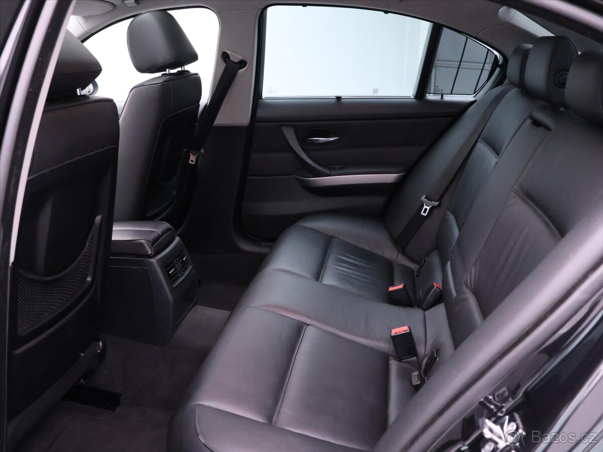 BMW Řada 3 2,0 320i (2006) - 8