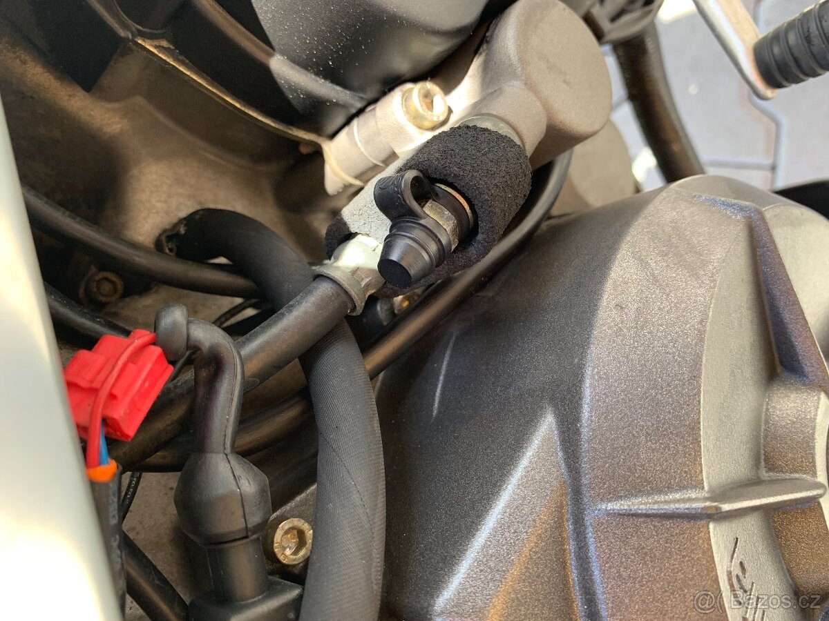 Aprília Caponord ETV 1000 - 8