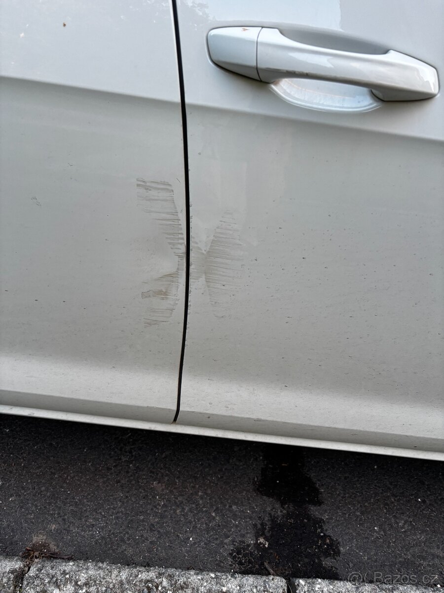 VW Golf VII 1.6 TDI 81kW DSG WEBASTO, r.v. 2016, pravidelný - 8