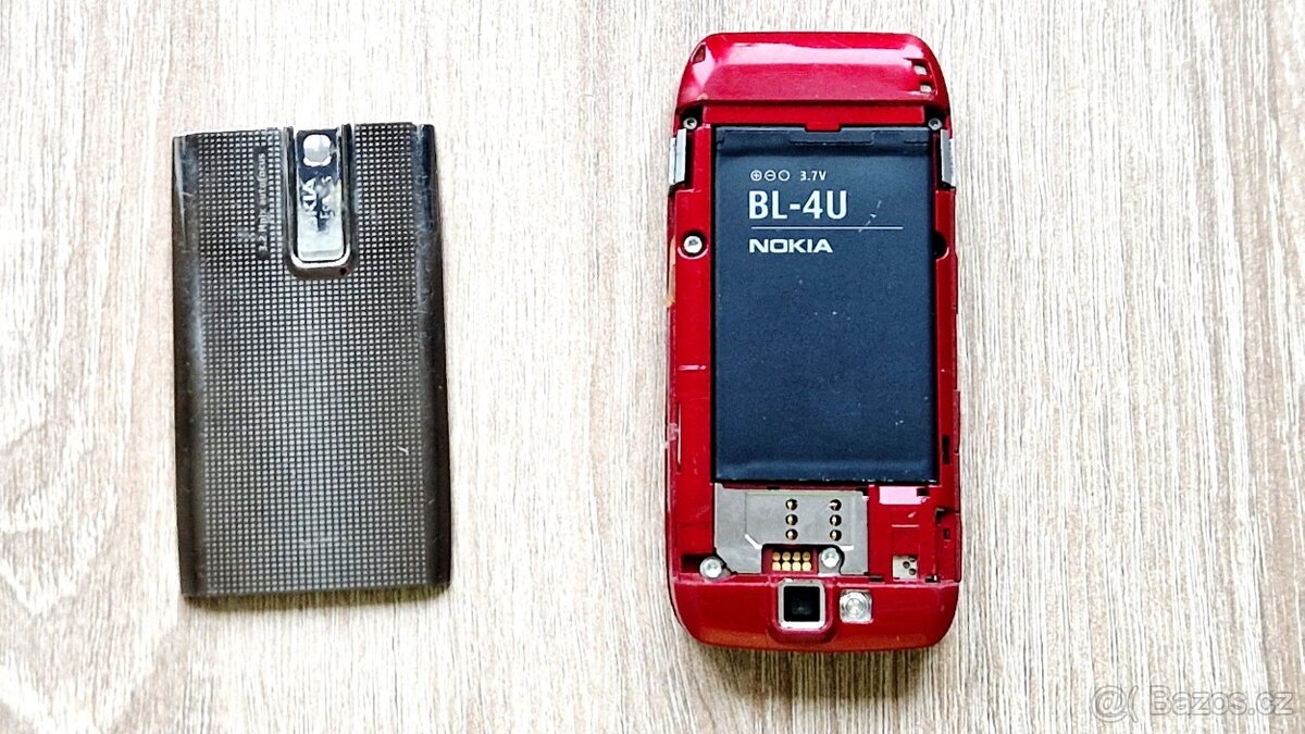 Nokia E66 - 8