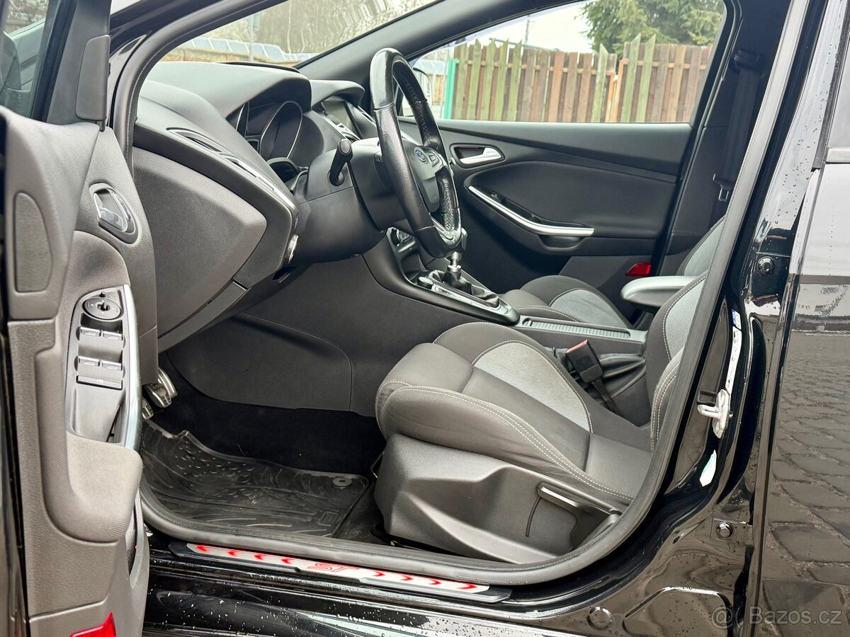 FORD FOCUS ST 250 KOMBI 184 kW - 8