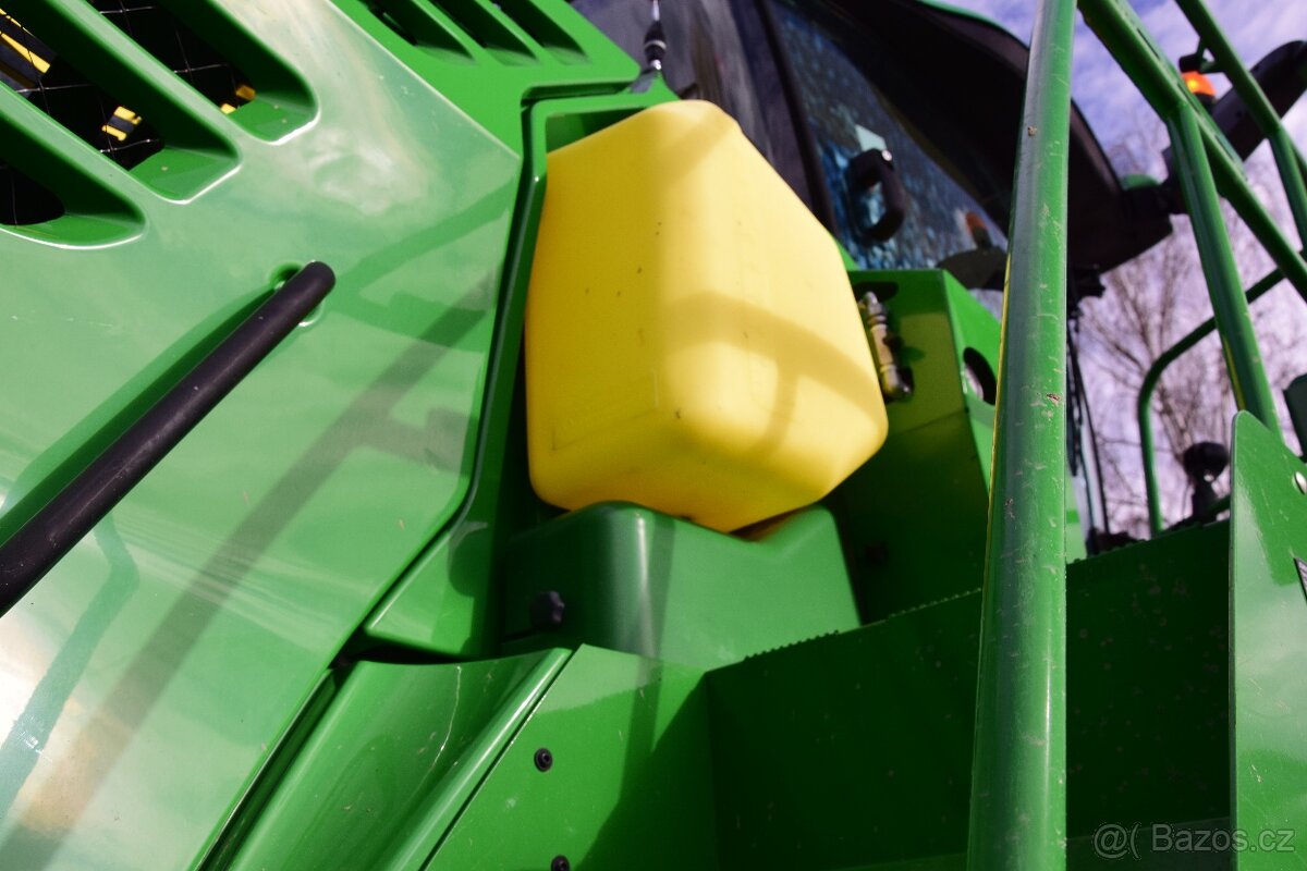 Sklízecí řezačka John Deere 9600 - 8