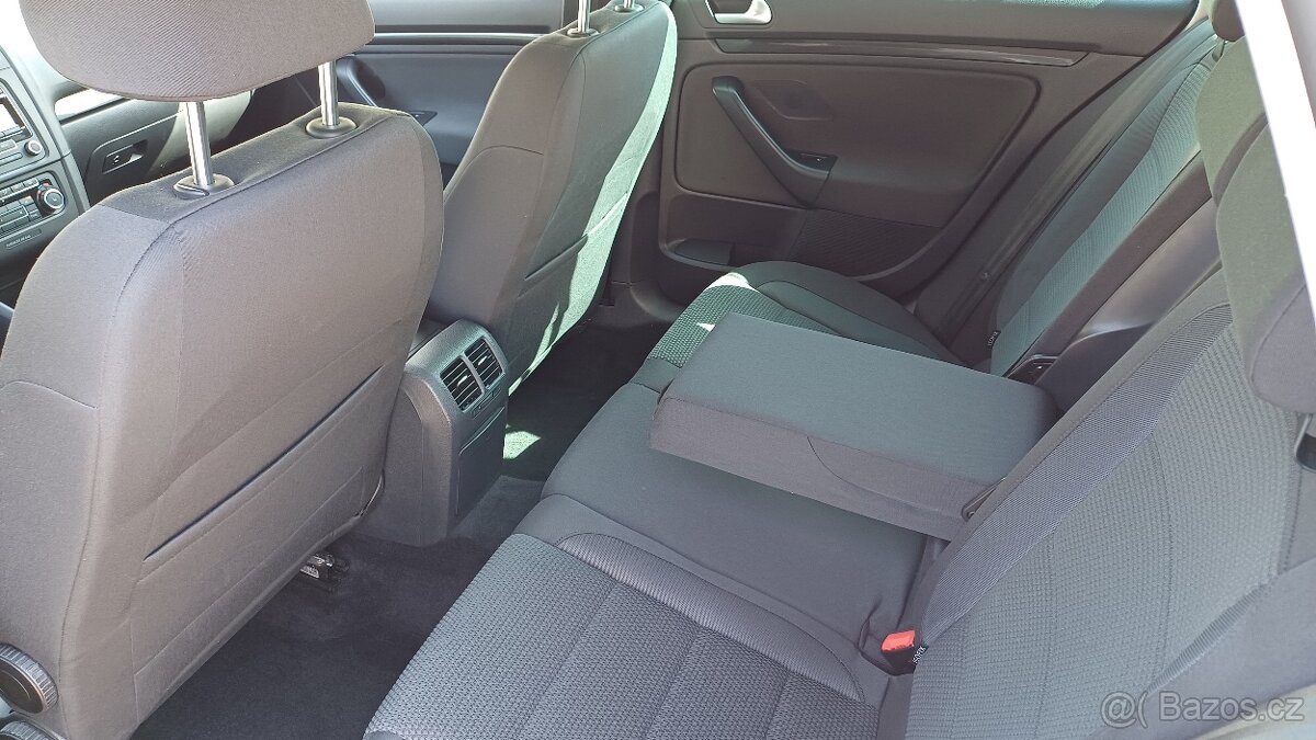 VW Golf Variant 1.4TSI 90kW Comfortline Nehav-Nelak - 8