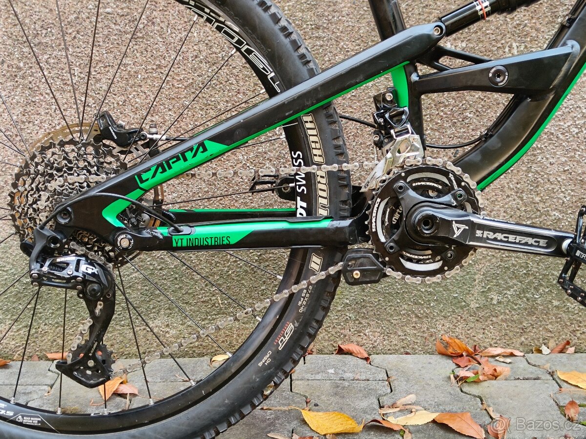 YT Industries Capra AL Comp 2 vel. L roku 2016 - 8