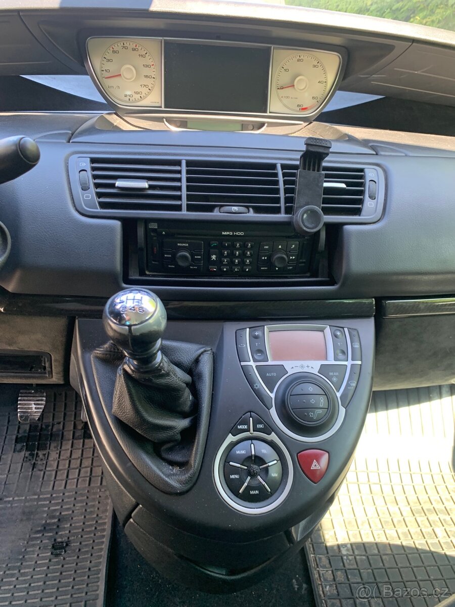 Peugeot 807 diesel - 8