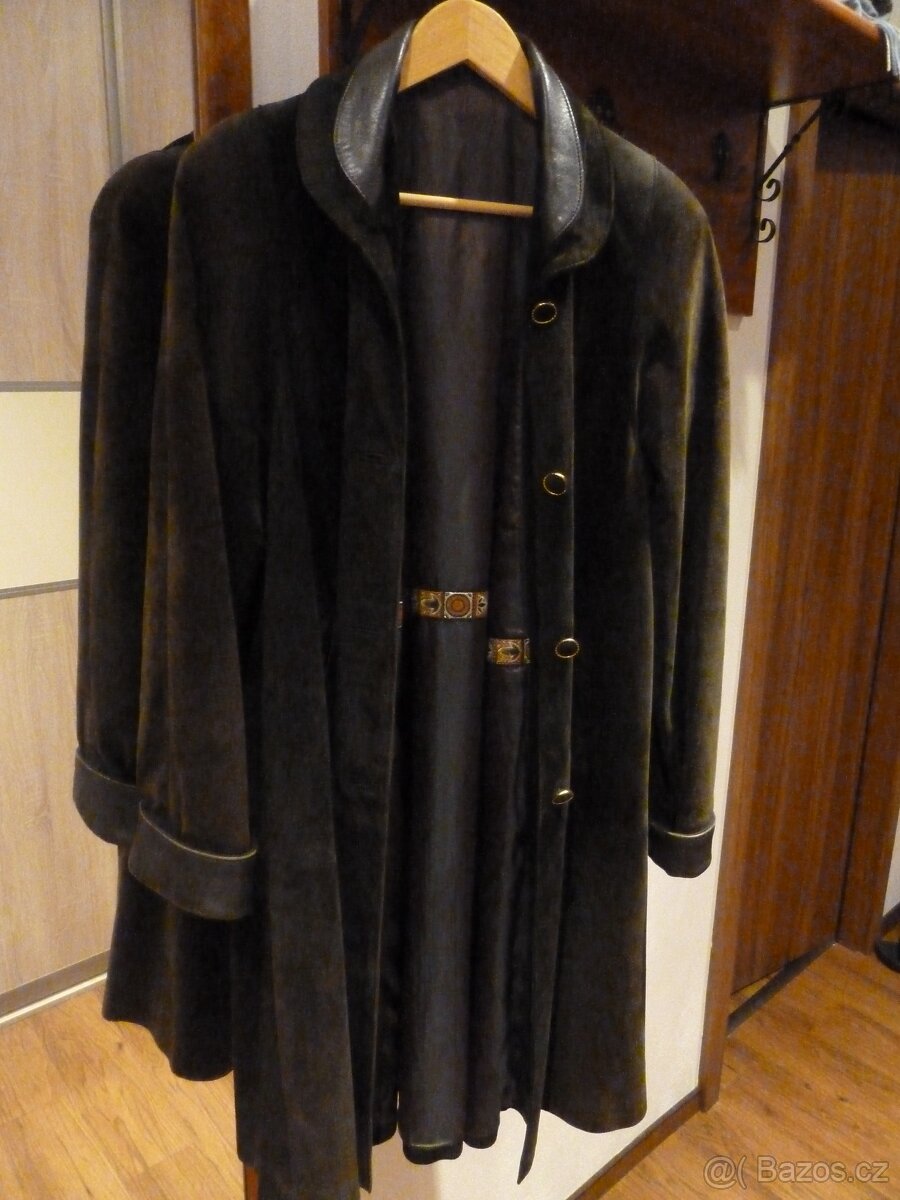 Kožený dámský kabát s pravým liščím límcem. Vel. 40-44. - 8