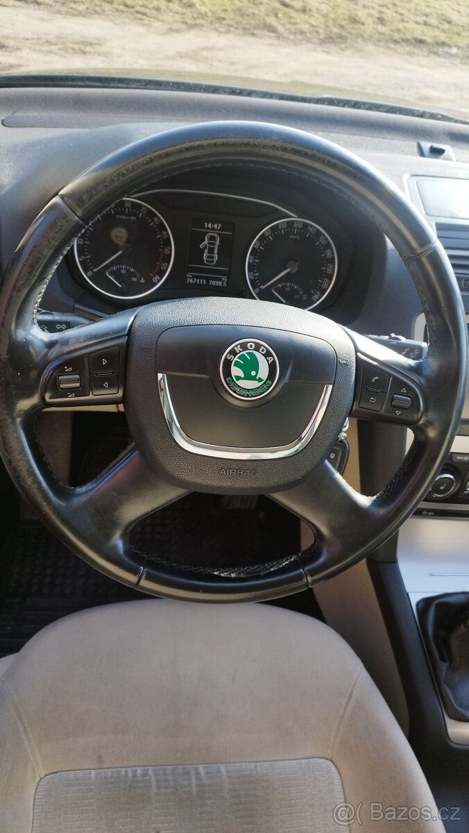 Škoda Octavia 1.6tdi - 8