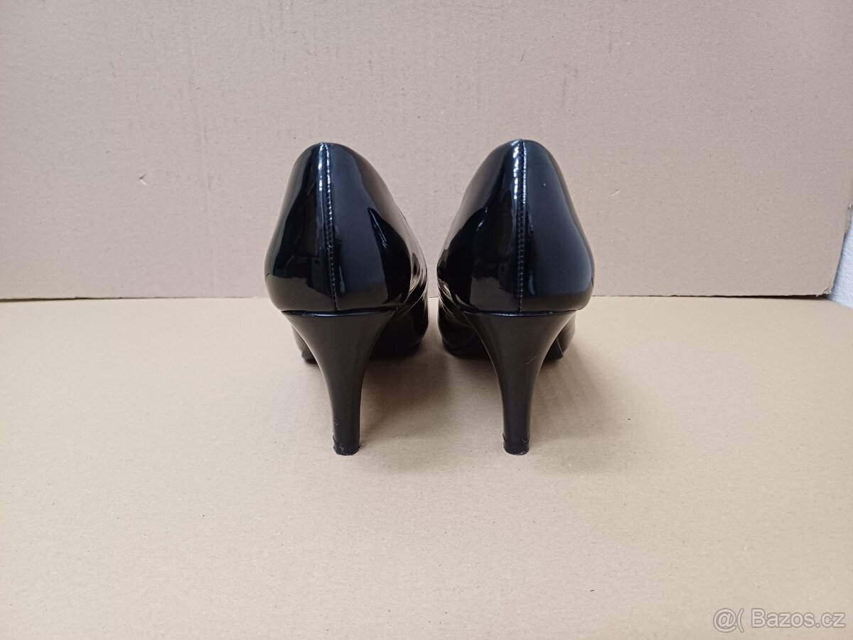 Černé lakované lodičky vel.37 - 8