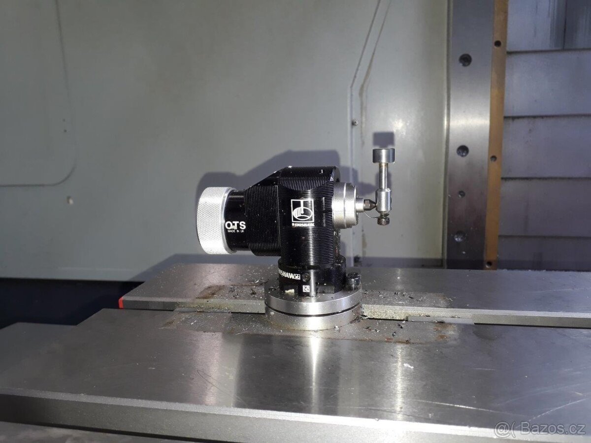 Obráběcí centrum (vertikální) KIHEUNG COMBI-U7 - 8