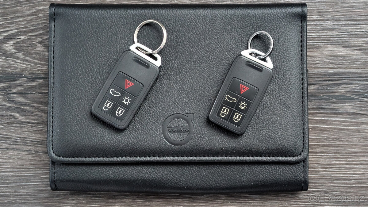 Volvo V40 D3 R-design - 8