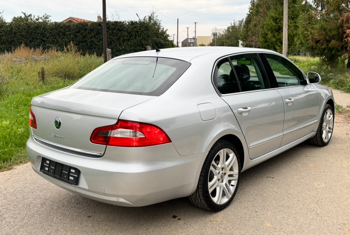 Škoda Superb 1.9 TDI Bez Dpf Elegance Liftback - 8