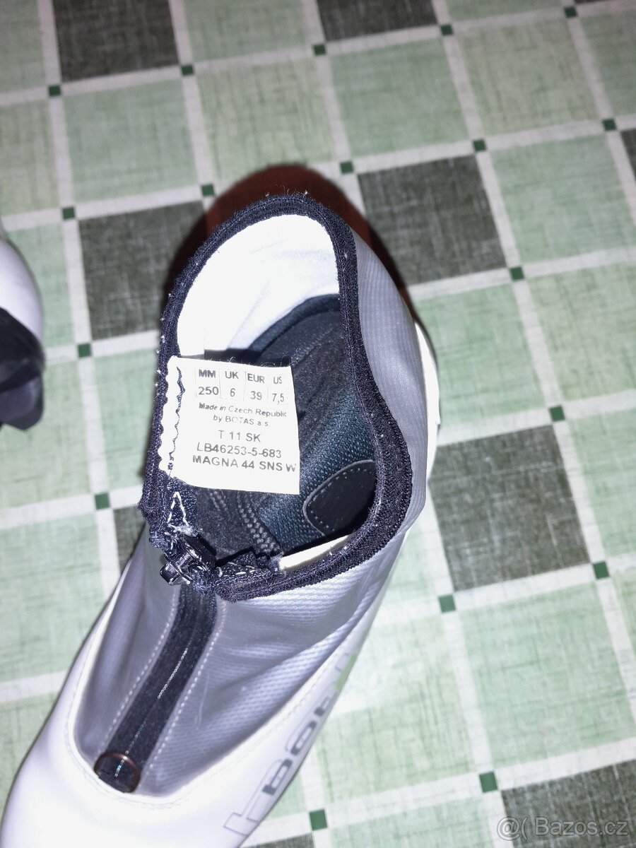 Prodám lyže a boty po dětech - 8