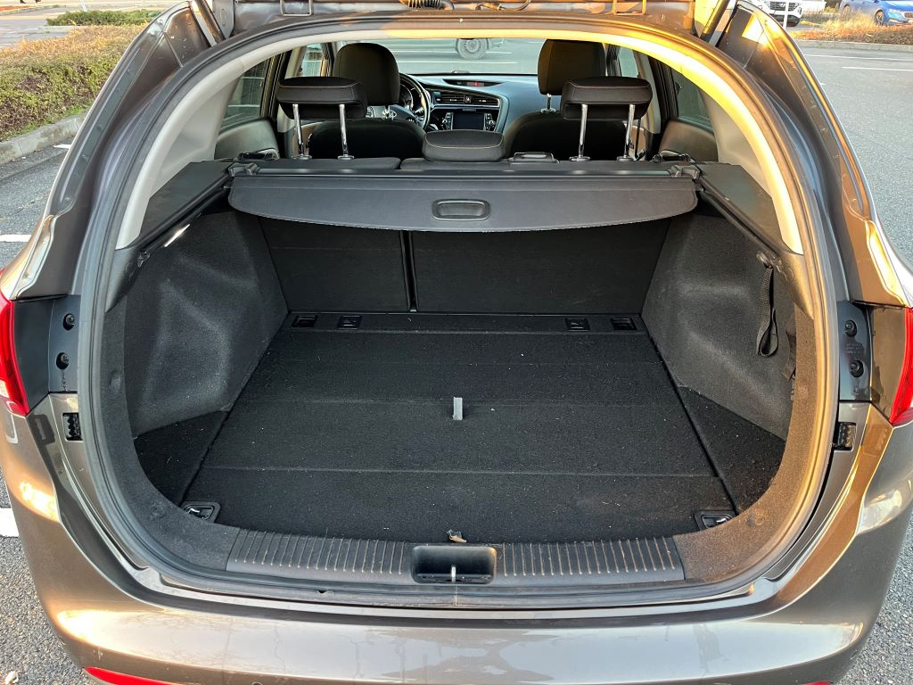 Kia Ceed SW 1.6 crdi automat - 8