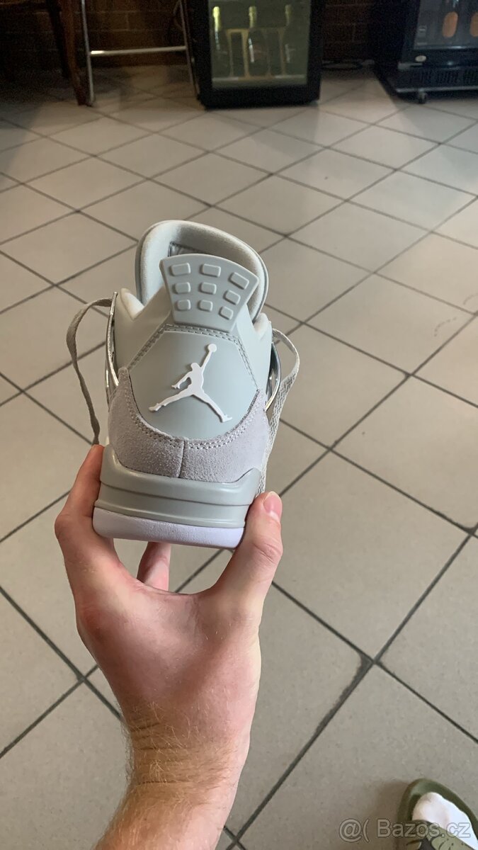 Nike Jordan 4 - 8
