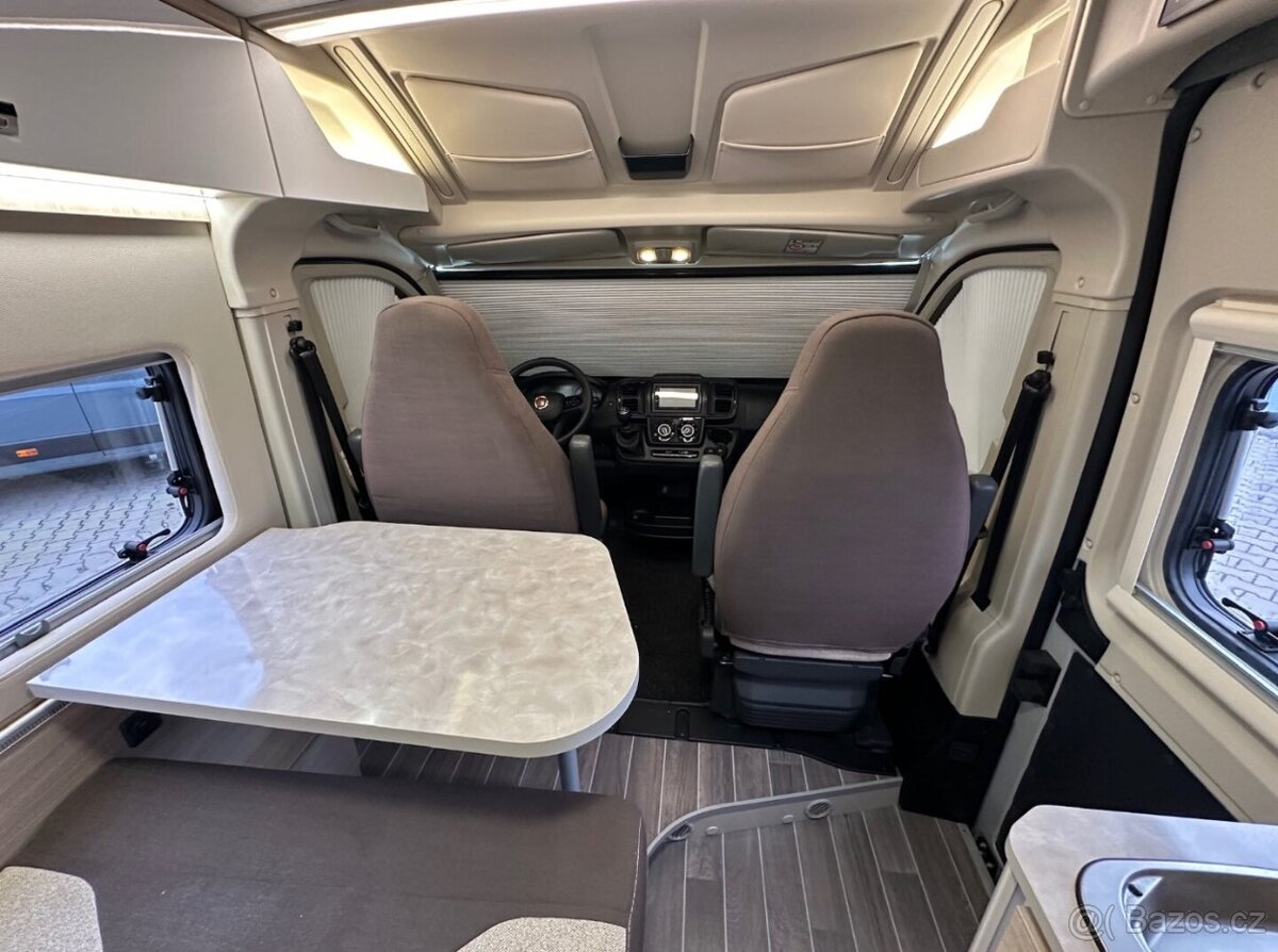 Forster 599 HB Zvedací střecha 2025 - 8