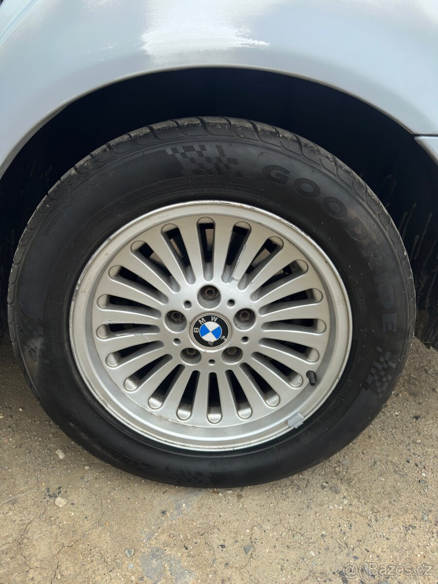BMW E39 2.5i - 8