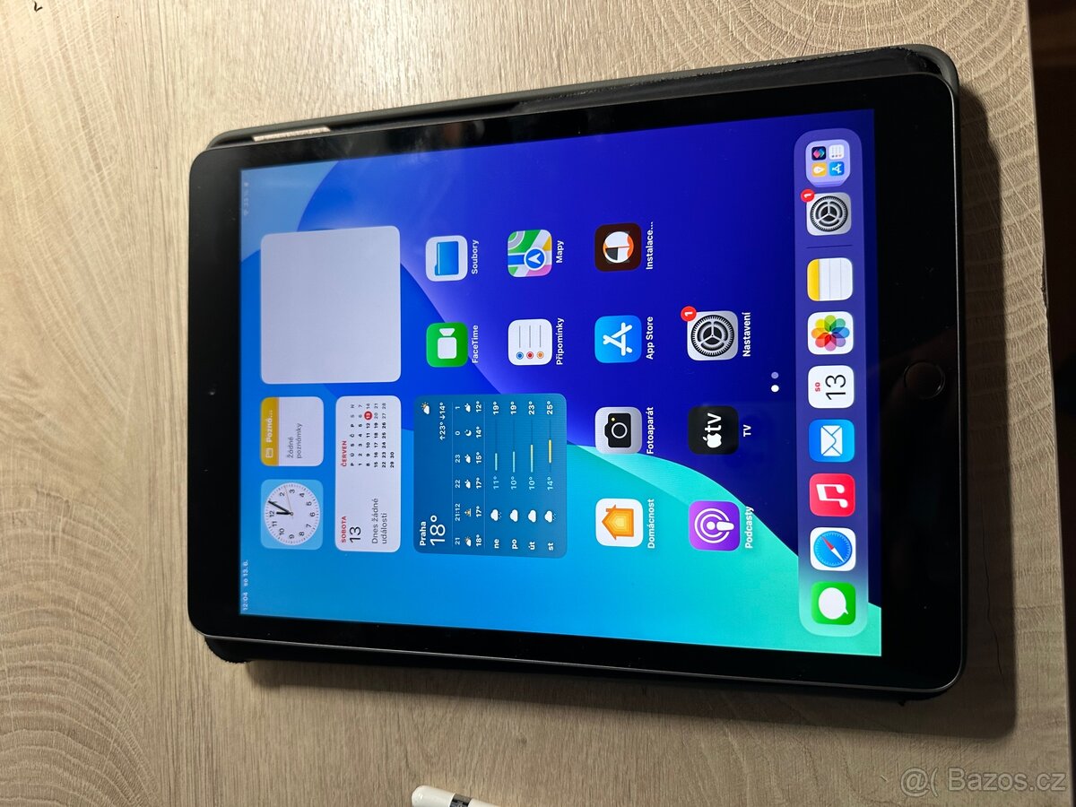 Prodám IPad - 8