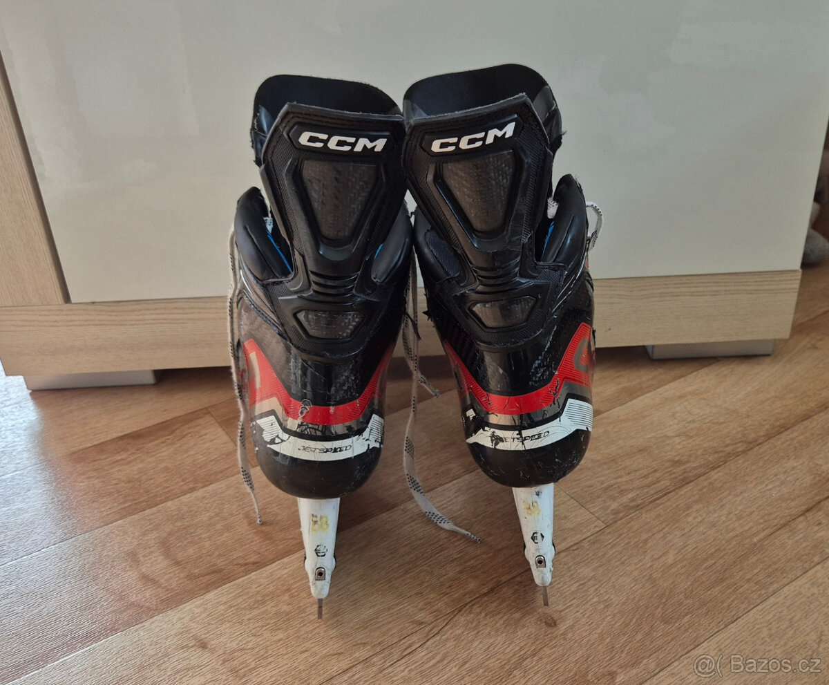 Hokejové brusle CCM FT6PRO - 8