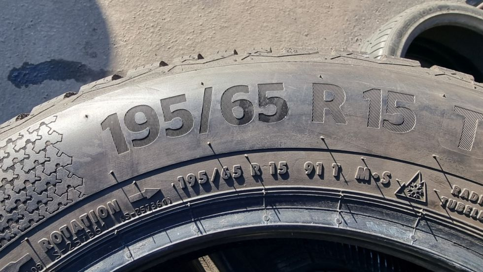 Zimní pneu Continental 195/65/15 - 8
