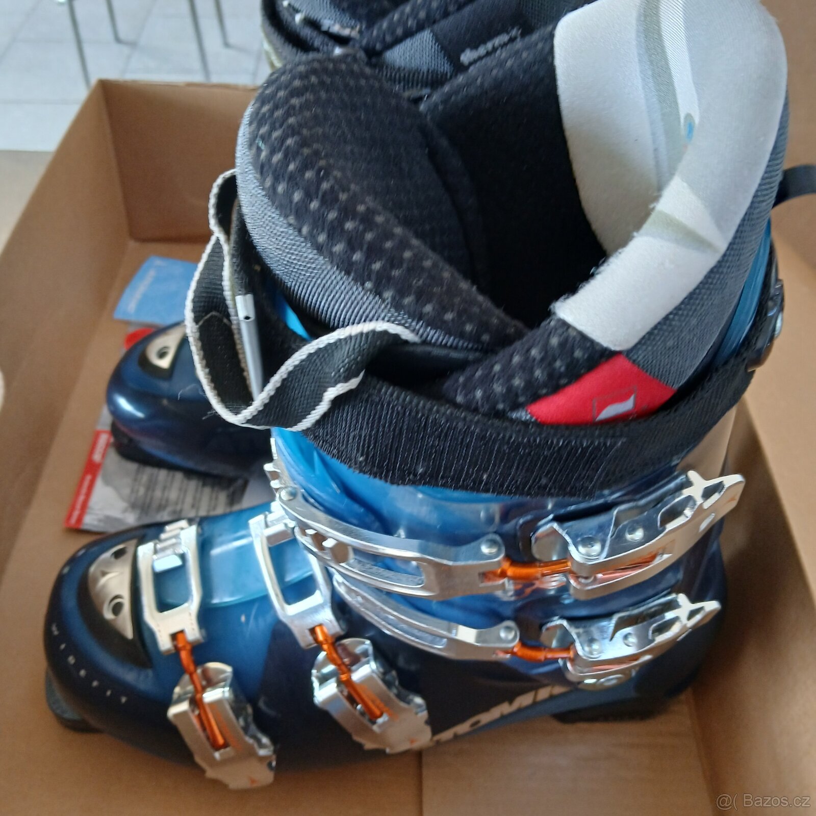 Boty na lyže, Lyžáky - 8