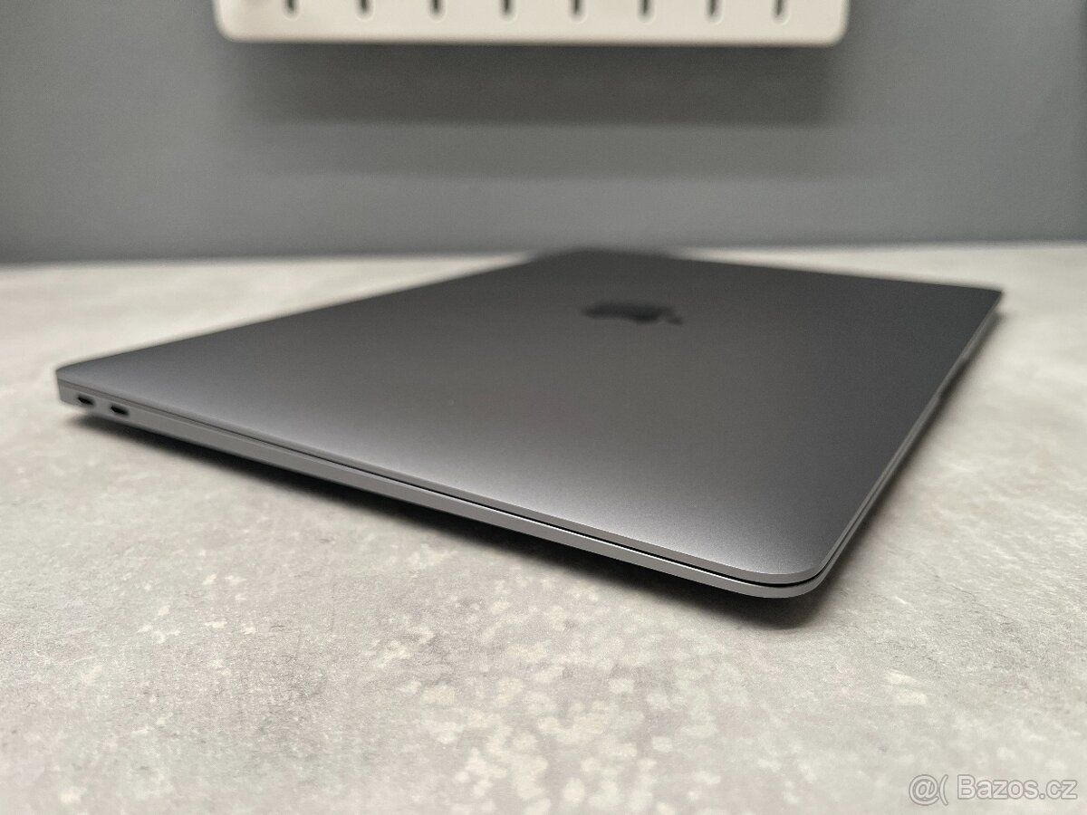 Apple MacBook Air M1 - CTO: 16 GB, 1 TB, 8x GPU, 8x CPU - 8