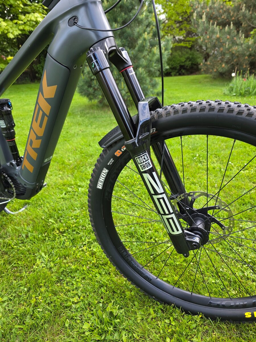 Trek Rail 9.9 AXS Gen 3 - TOP karbonové elektrokolo - 8