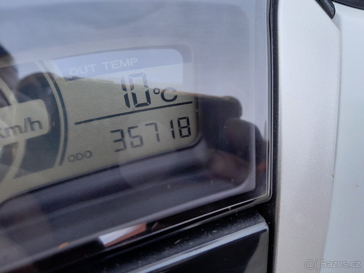 Yamaha Xenter 150, 2014. výborný stav, po servisu - 8