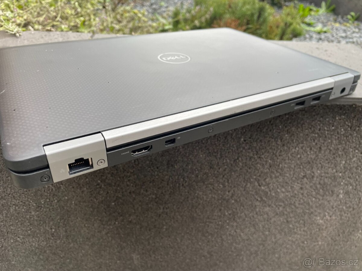 netradičně dotykový Dell E7470 - procesor 6.gen., FullHD - 8